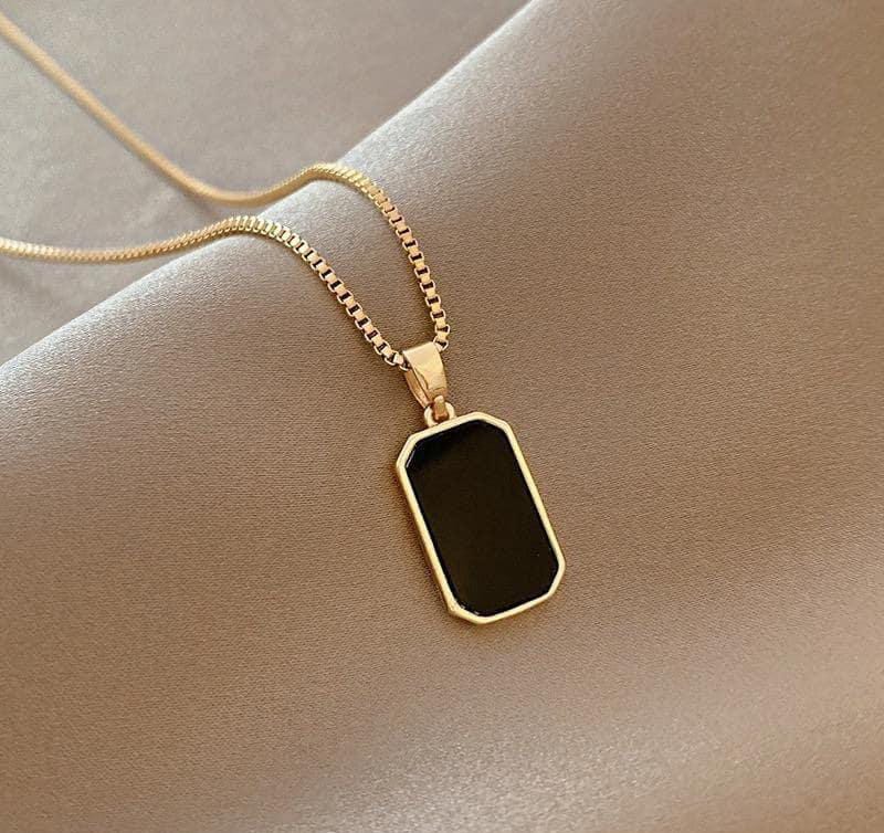 Minimalist Black Enamel Pendant Necklace – Gold-Tone Chain
