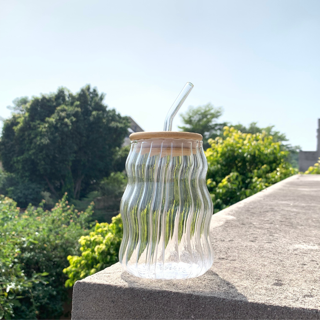 Wavy Smoke Glass Cup with Bamboo Lid & Straw