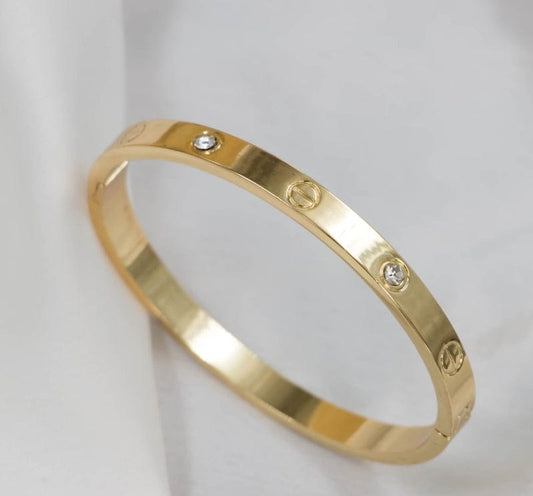 Luxury Gold-Plated Bangle Bracelet – Sleek & Timeless Design