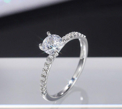 Classic Solitaire Engagement Ring – Dainty Sparkle Elegance