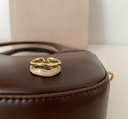 Elegant Dual-Tone Wave Open Ring – Minimalist Luxe