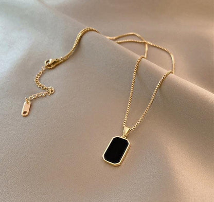 Minimalist Black Enamel Pendant Necklace – Gold-Tone Chain