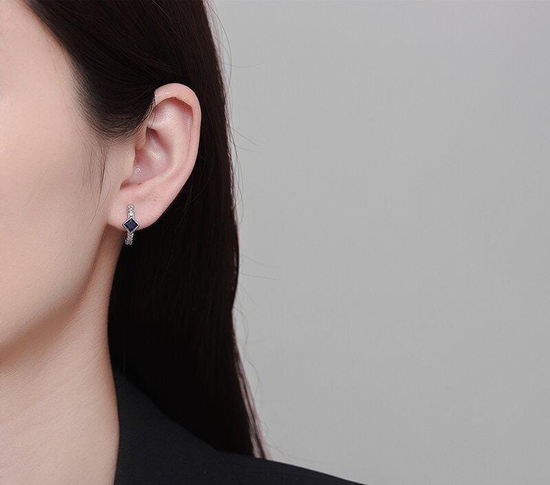 Elegant Black Diamond Hoop Earrings – Modern & Minimalist Design