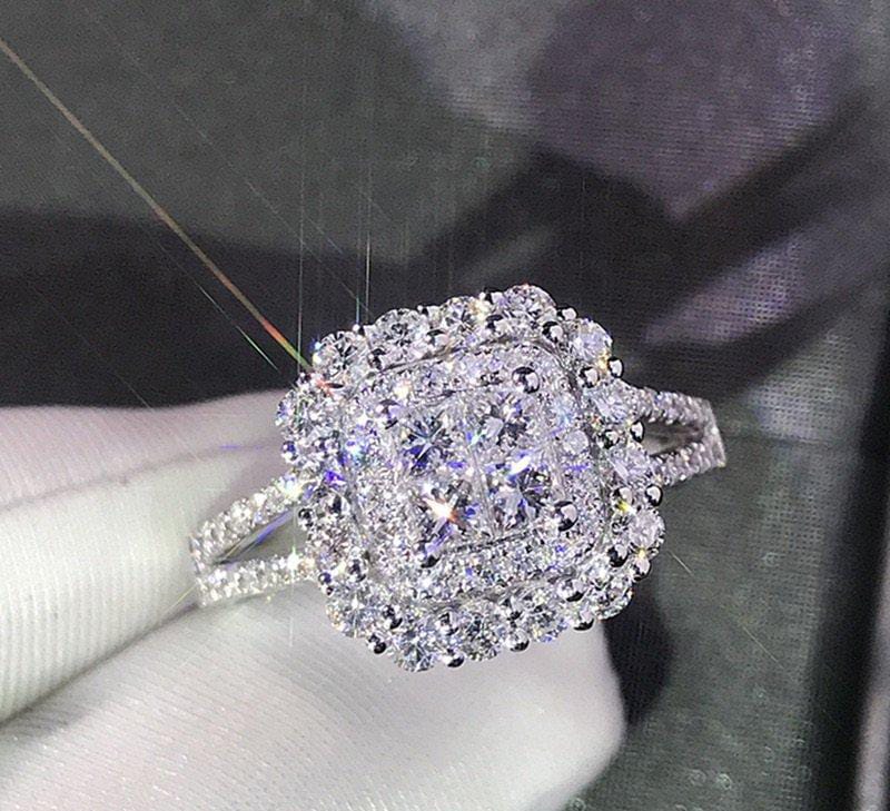 Double Halo Princess-Cut Sparkle Ring – Radiant Brilliance