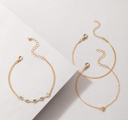 Minimalist Gold Layered Bracelet Set – Dainty & Elegant