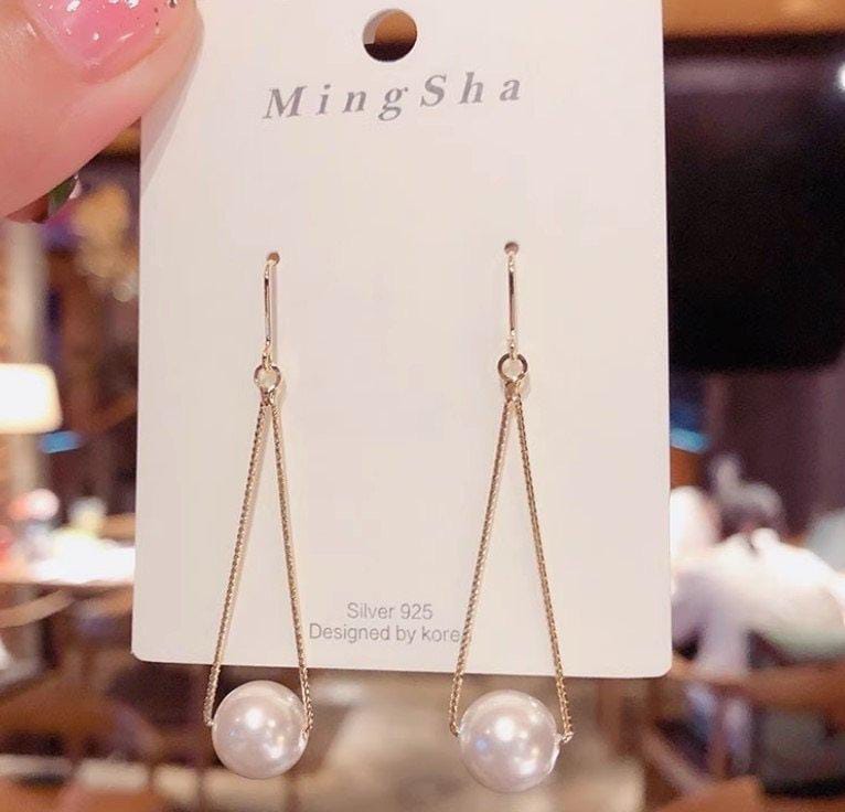 Elegant Butterfly Pearl Ring – Timeless Charm
