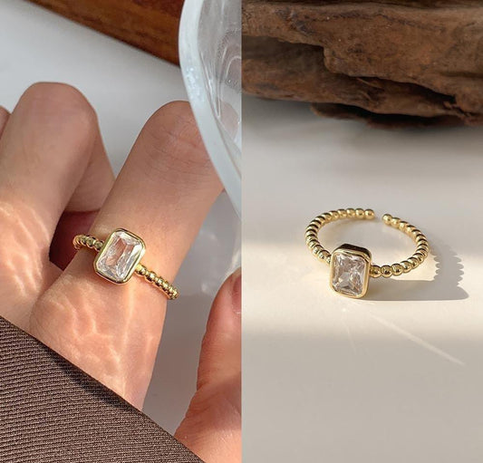 Minimalist Gold Beaded Ring – Adjustable with Clear Gemstone Accent