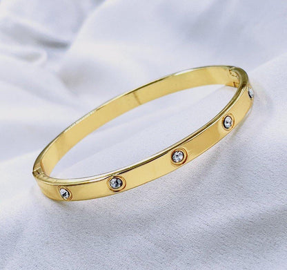 Luxury Gold-Plated Bangle Bracelet – Sleek & Timeless Design