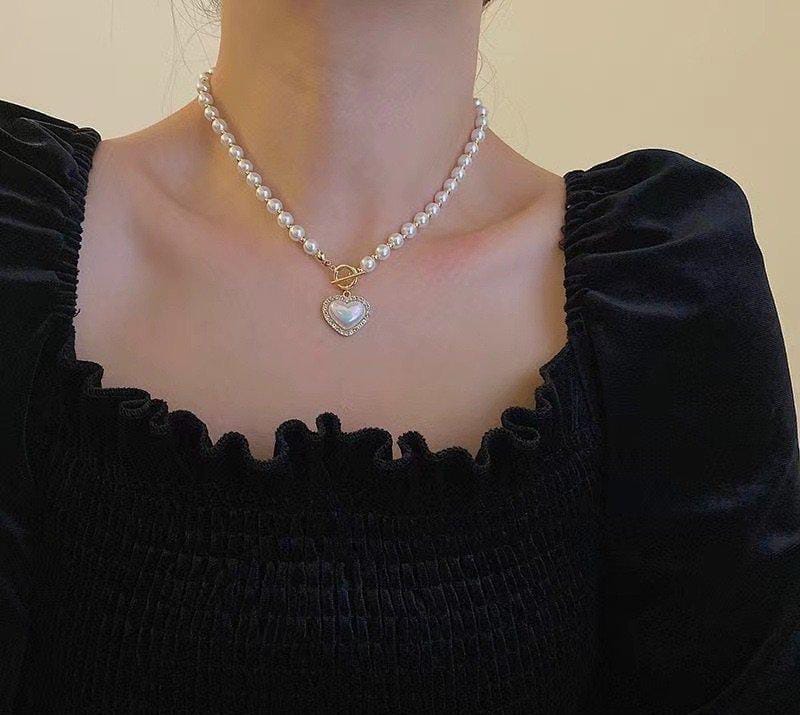 Pearl Heart Pendant Necklace – Classic Meets Romantic